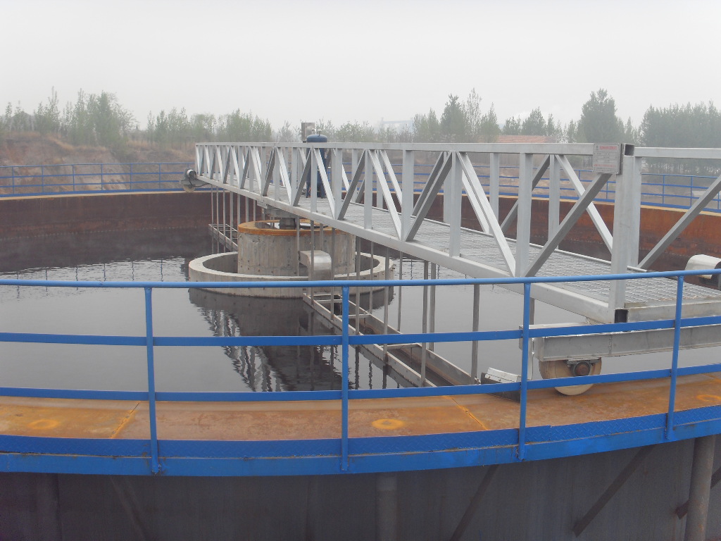 地衛(wèi)環(huán)保刮吸泥機——節(jié)能環(huán)保，高效凈化水質